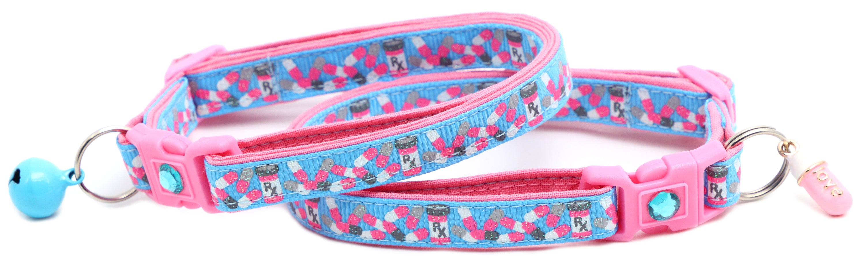 Handmade Pills Breakaway Cat Collar in reinforced cotton with adjustable sizes and breakaway clip for safety.